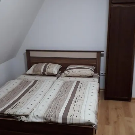 Klosterska Centar Апартаменты Тузла
